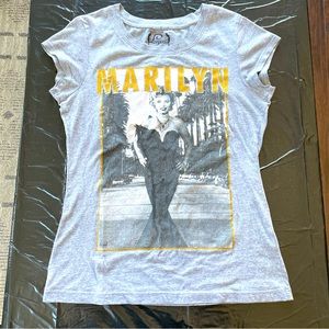 Marilyn Monroe T-shirt Hollywood Legends Jr Shirt L (11-13)